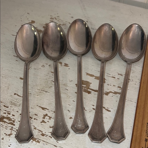 Antique Reed & Barton Elegant Silver plate Dining Spoon Set